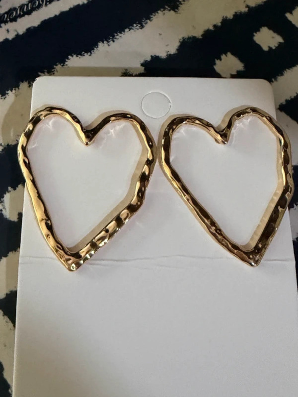 Gold tone heart shape earrings new